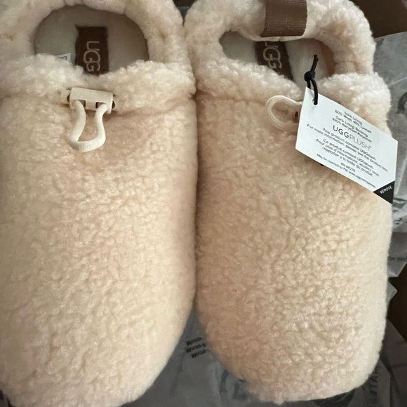 UGG® Kids' Plushy Super Fuzzy Toggle Lace Faux Shearling Slipper::NIB::Natural:: - Picture 1 of 8